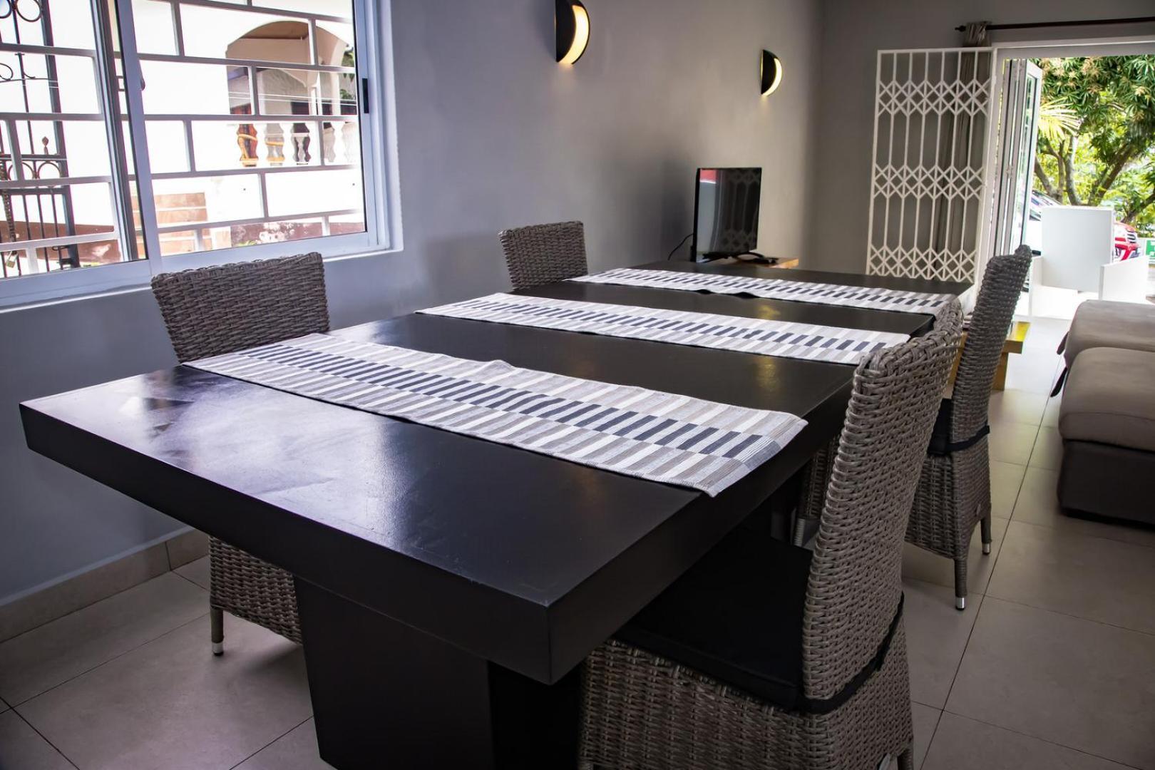 בו ואלון Riverside Residence - Beau Vallon מראה חיצוני תמונה