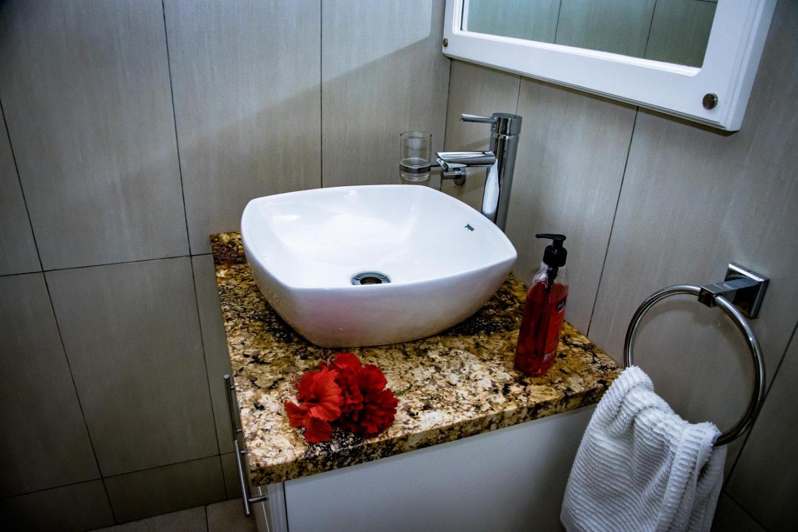 בו ואלון Riverside Residence - Beau Vallon מראה חיצוני תמונה