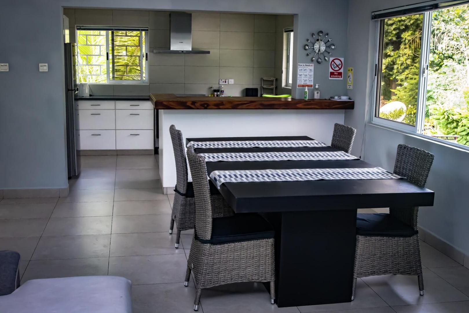 בו ואלון Riverside Residence - Beau Vallon מראה חיצוני תמונה