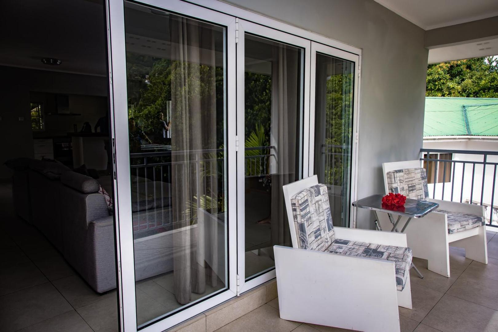 בו ואלון Riverside Residence - Beau Vallon מראה חיצוני תמונה