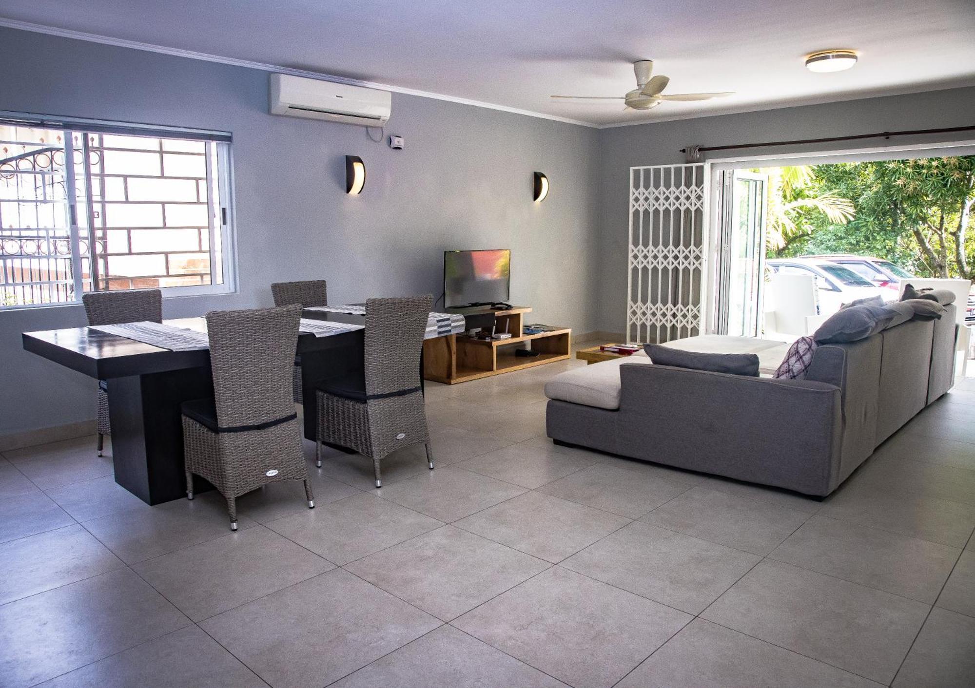 בו ואלון Riverside Residence - Beau Vallon מראה חיצוני תמונה